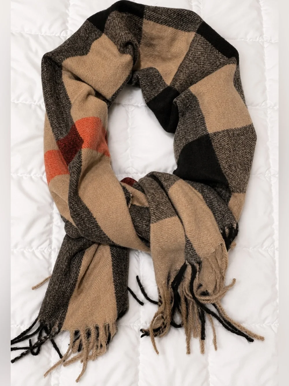 NWT Boutique Oversized Plaid Fringe Blanket Scarf Super Soft Wrap